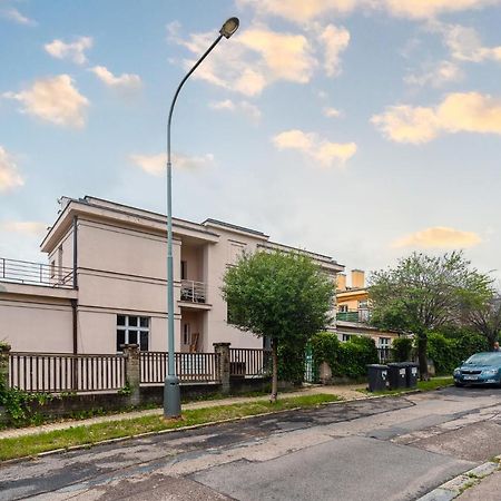 Apartman Xaveriova プラハ エクステリア 写真
