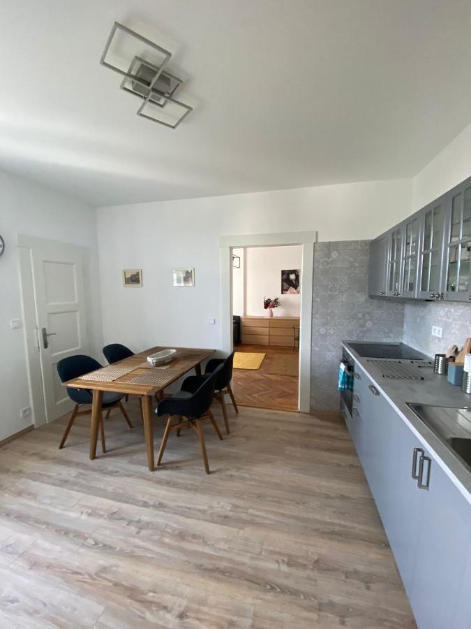 Apartman Xaveriova プラハ エクステリア 写真